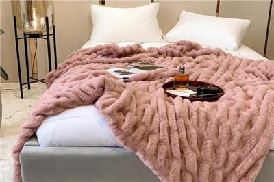 Company-What are the sizes of regular blankets?